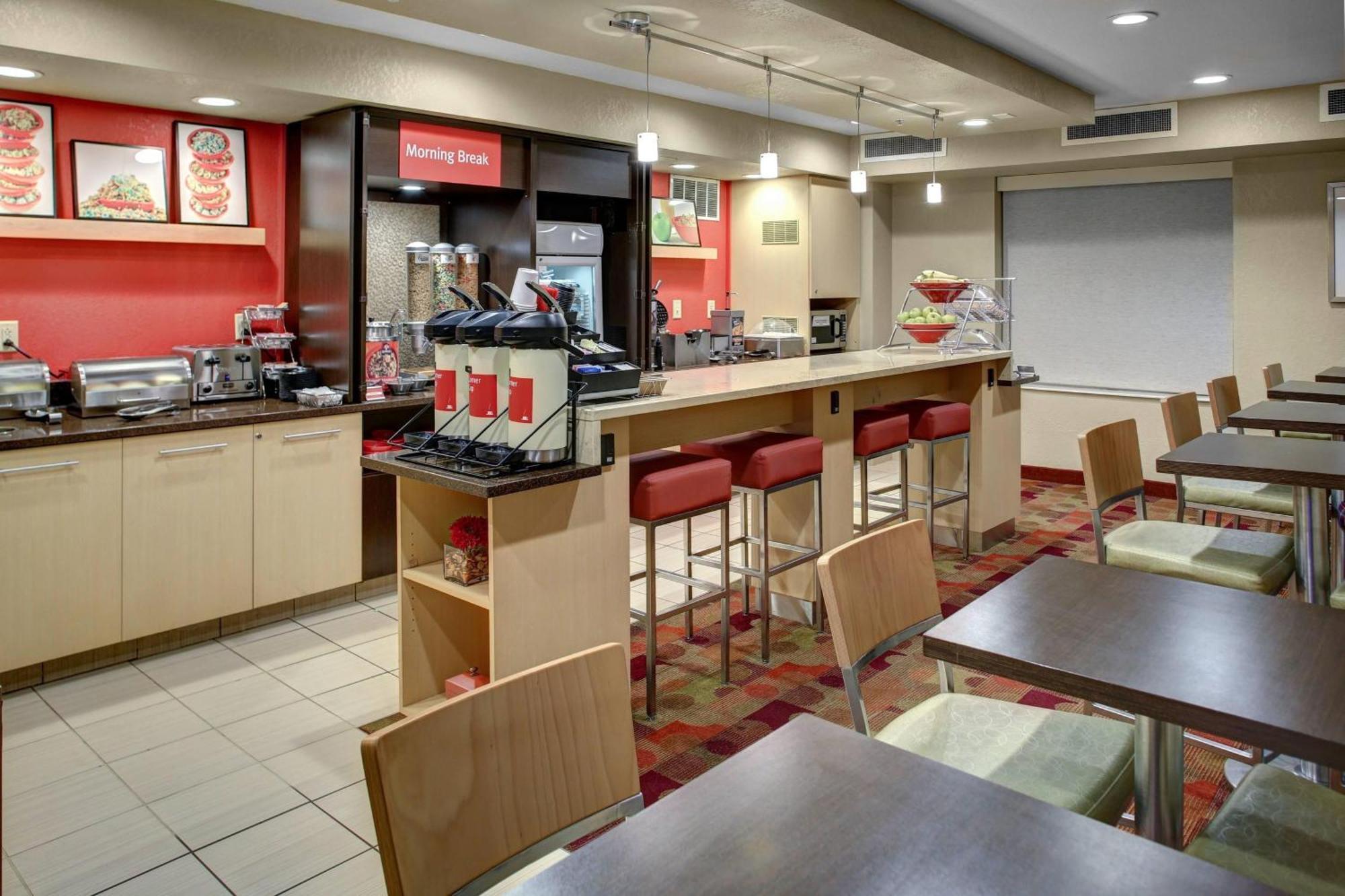 Towneplace Suites By Marriott Findlay Exterior photo