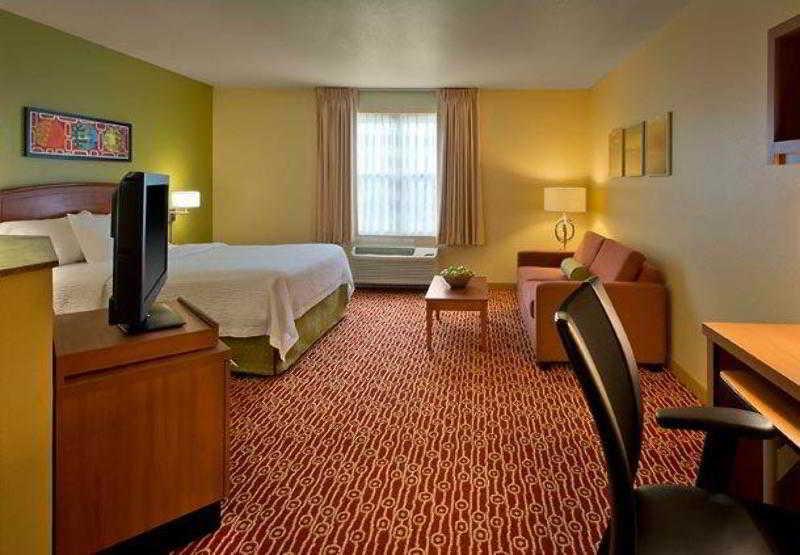 Towneplace Suites By Marriott Findlay Exterior photo